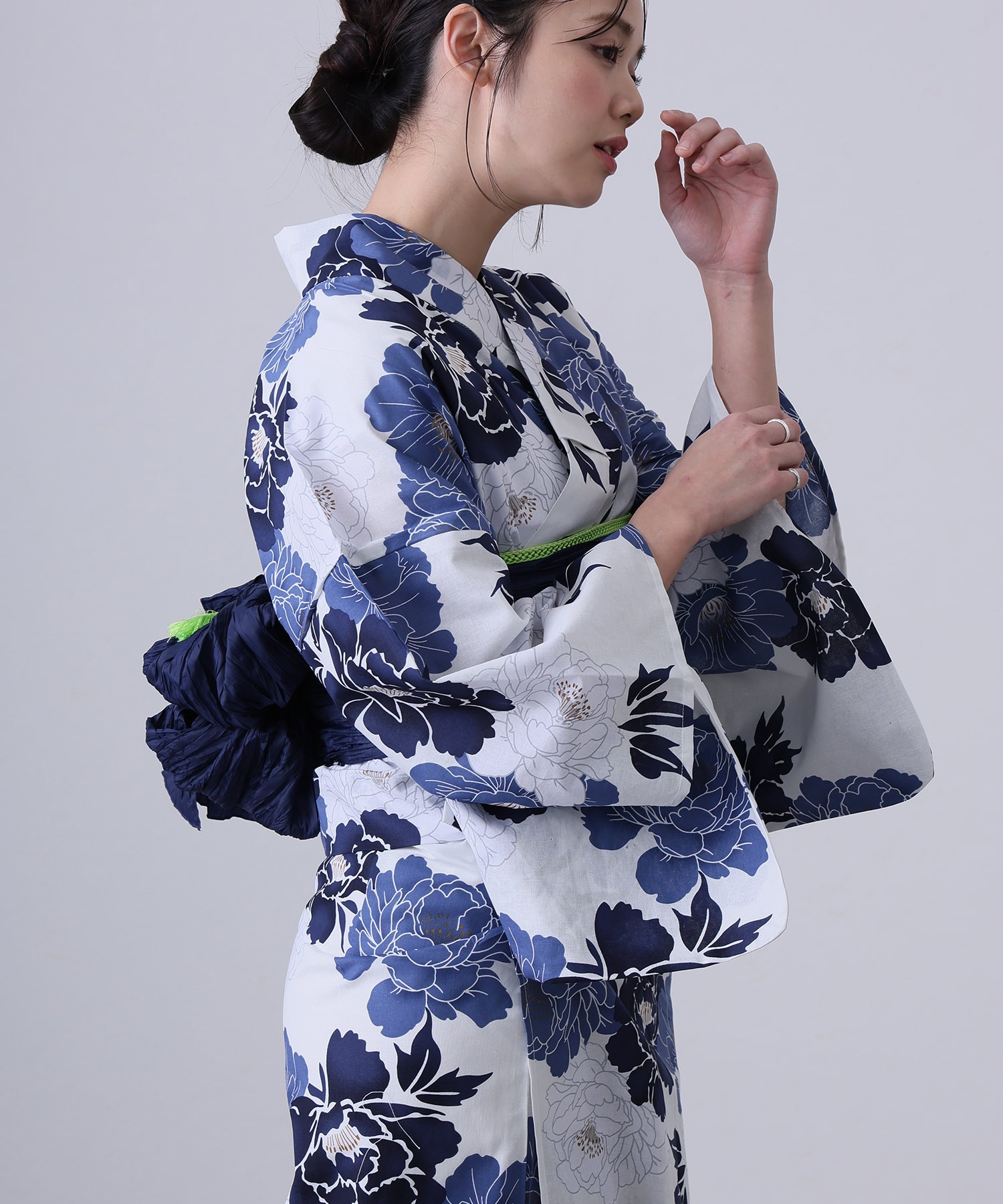 Ethnic Clothing & Online Fashion Store Khaadi Us - Yukata Tradicional, Kimono de Algodón y
