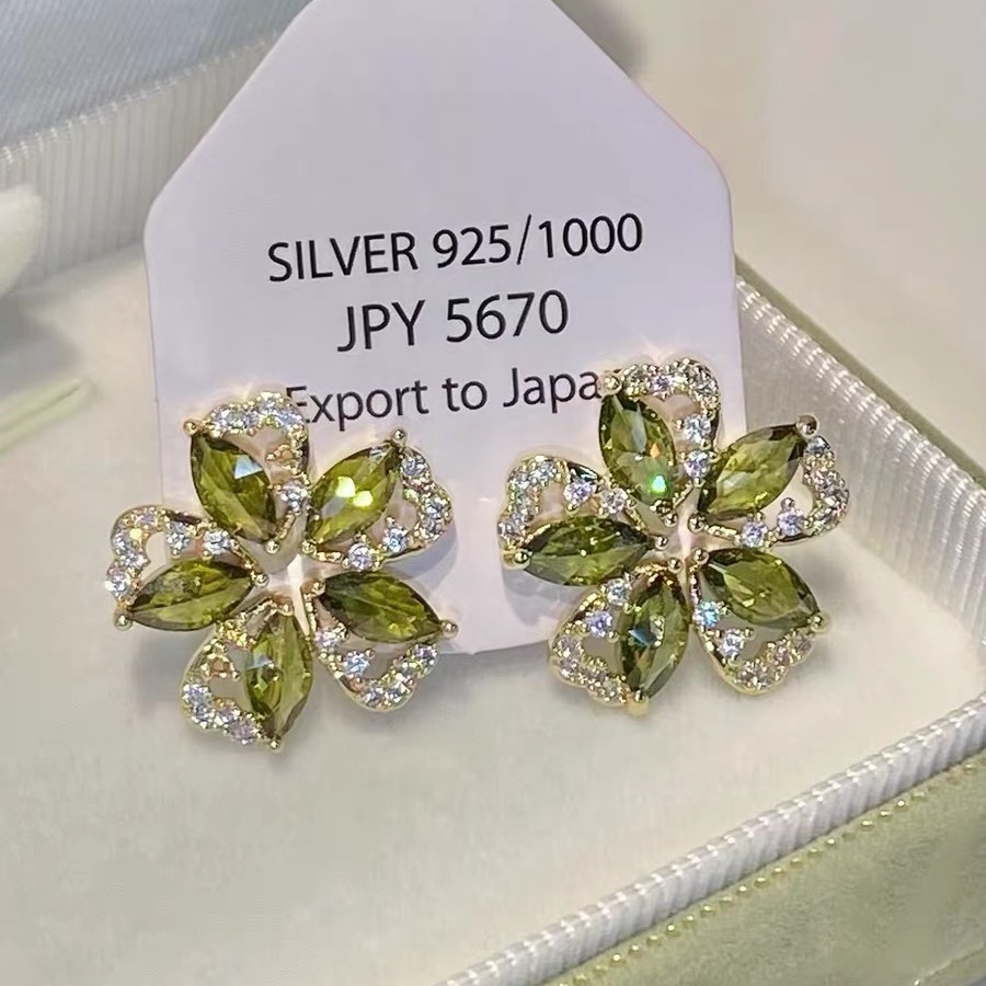 Pendientes de circonita verde  - Ethnic Fashion Wear For Women reseña y precio