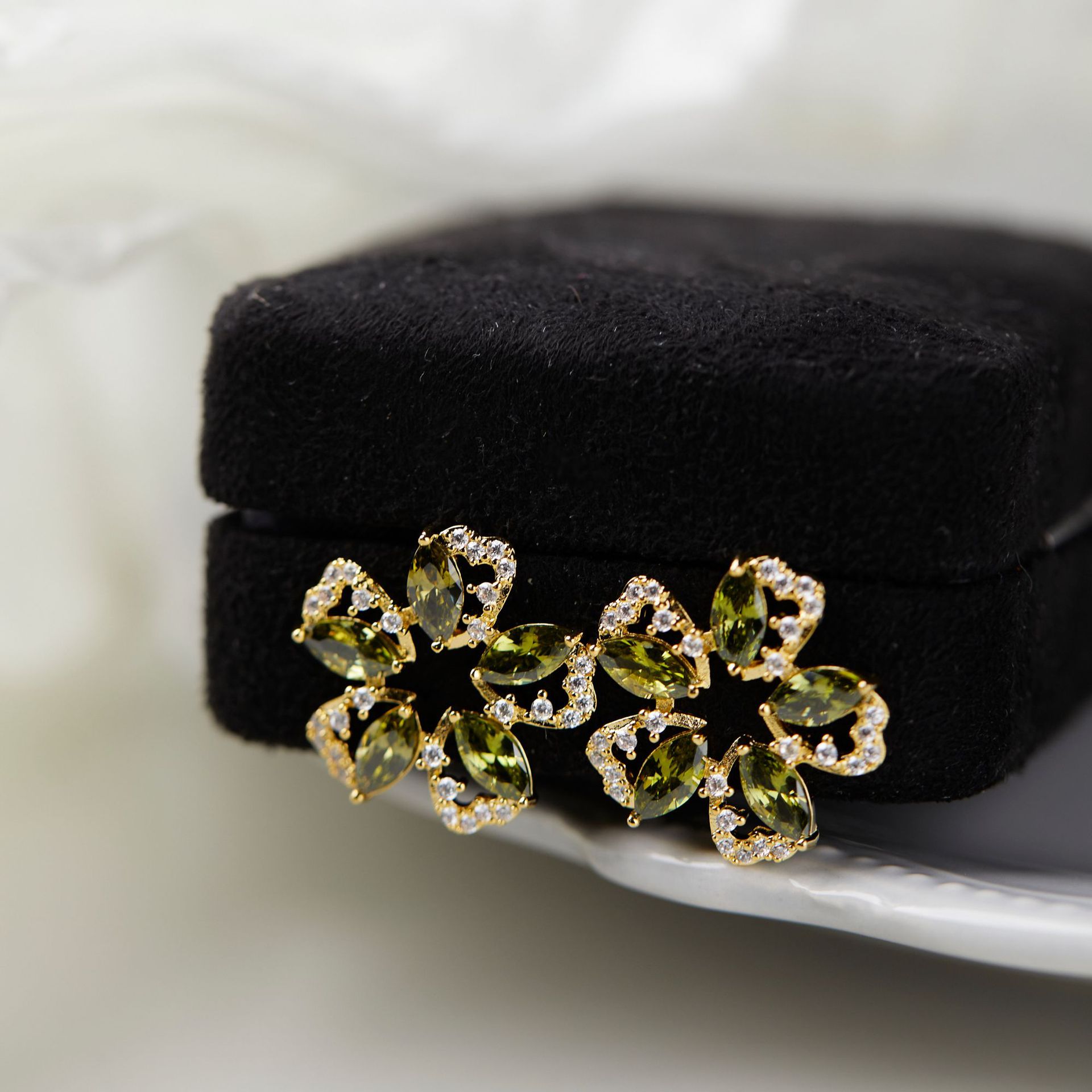 Pendientes de circonita verde  - Ethnic Fashion Wear For Women reseña y precio